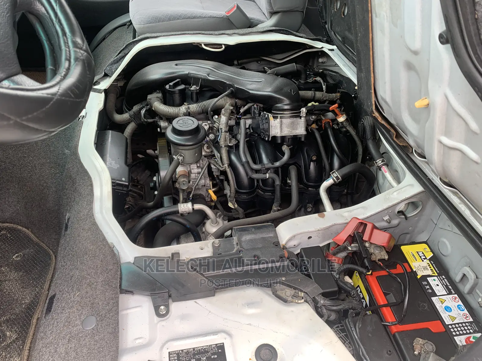 Toyota HiAce 2016 White