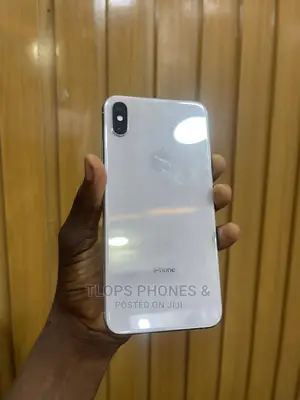 Photo - Apple iPhone XS Max 256 GB Gold