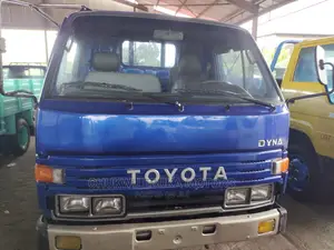 Dyna 200 Blue Colour