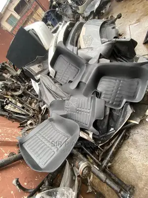 All Model of Mercedes Benz Foot Mat Are Available