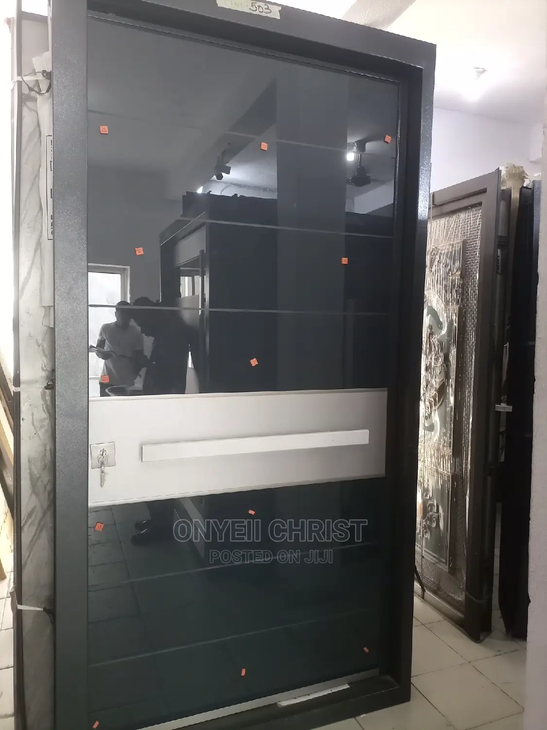 5x8ft Pivot Security Door Glass