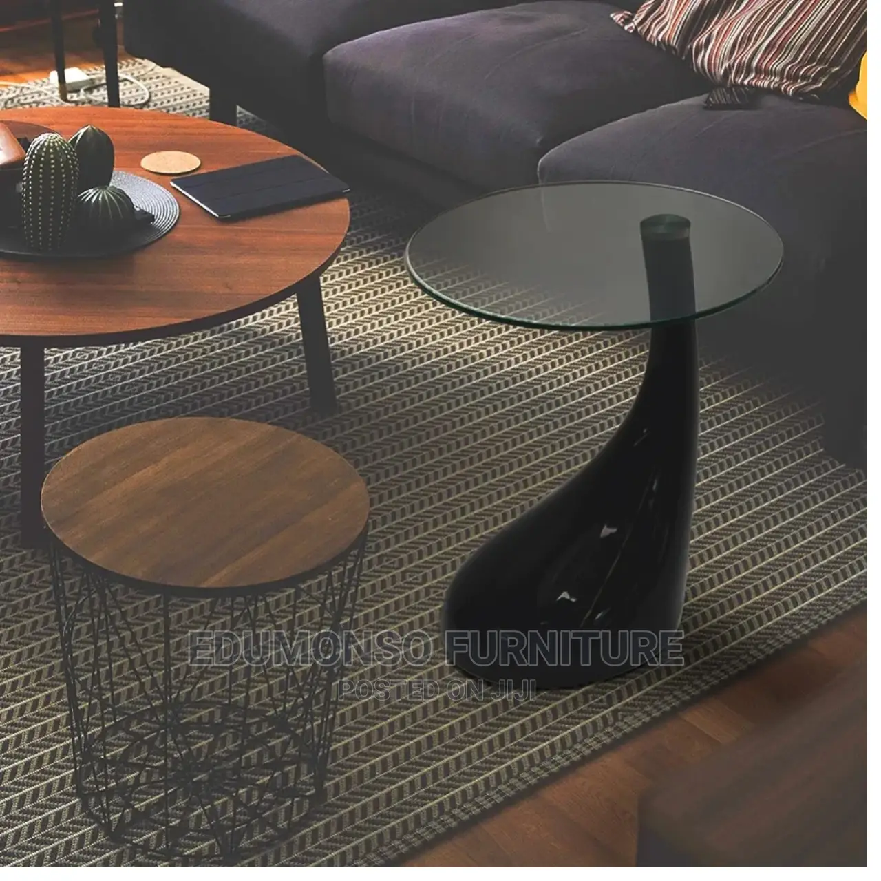 Glass End Table With High Gloss Base