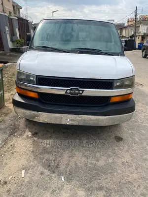 Chevrolet Chevy 2006 White
