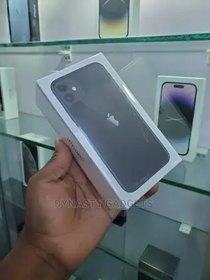 New Apple iPhone 11 128 GB Black