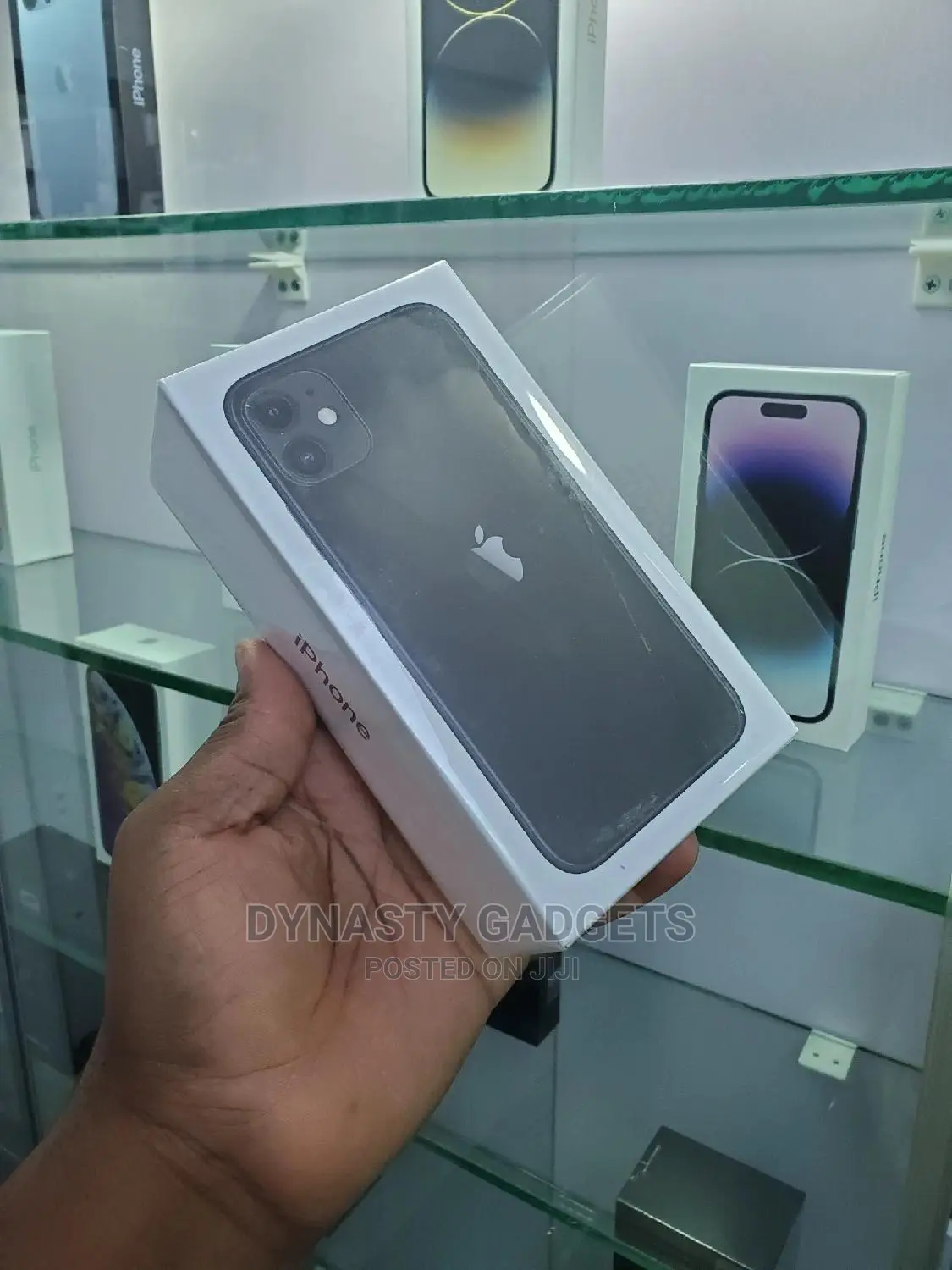 New Apple iPhone 11 128 GB Black