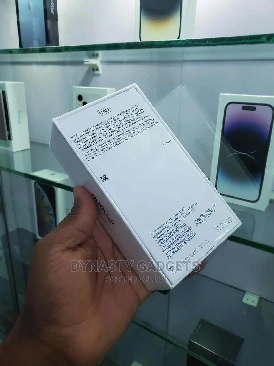 New Apple iPhone 11 128 GB Black
