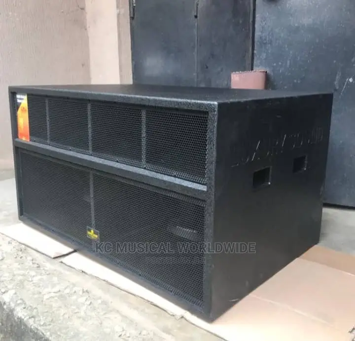 Full Range Speaker and Double Subwoofer