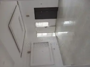 3bdrm Maisonette in Shangisha, Magodo for rent