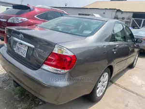 Toyota Camry 2006 Gray