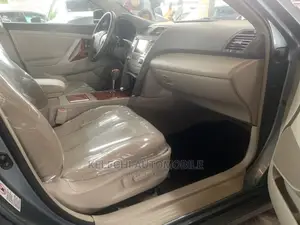 Toyota Camry 2010 Blue