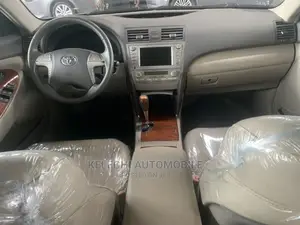 Toyota Camry 2010 Blue