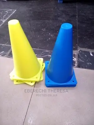 Small Size Long Training Cone