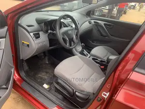 Hyundai Elantra 2016 Red