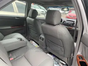 Toyota Camry 2.4 XLE 2005 Silver