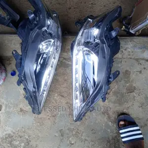 Headlamp Rx 350 2013 Charger Type