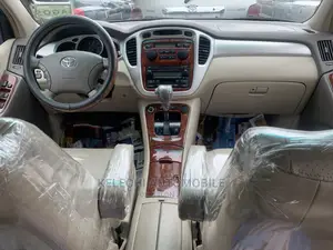 Toyota Highlander Limited V6 2005 Blue