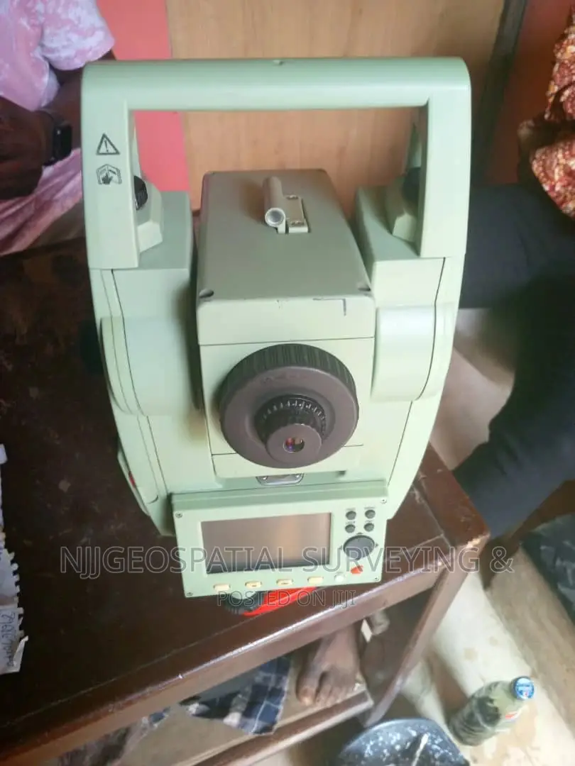 Leica Tc403 Total Station