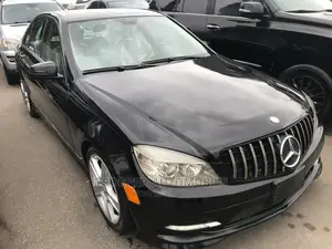 Mercedes-Benz C300 2010 Black
