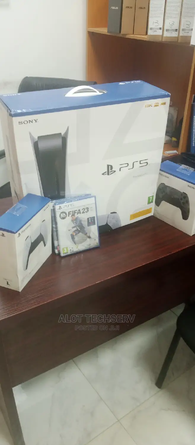 Play Stations 5