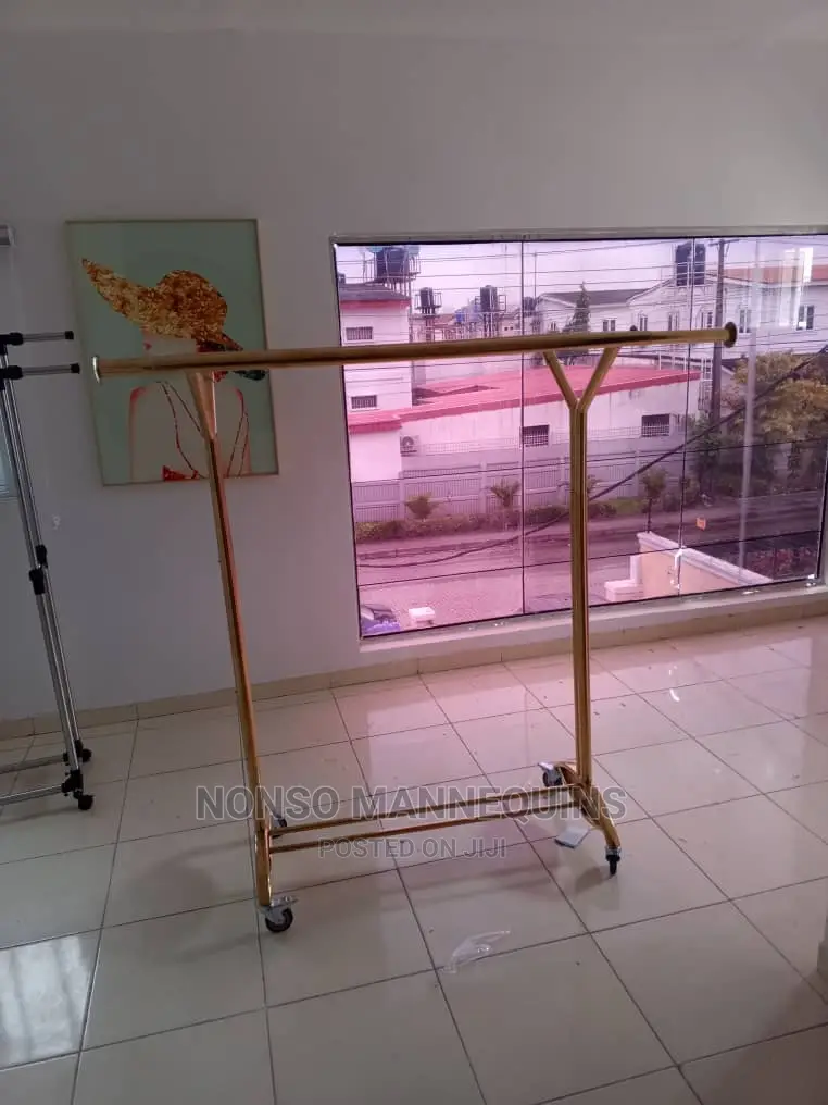 Double Sided Gold Armspread Cloth Rack