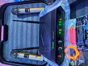 SHURE GLX-D6 Plus Professional Wireless Microphone