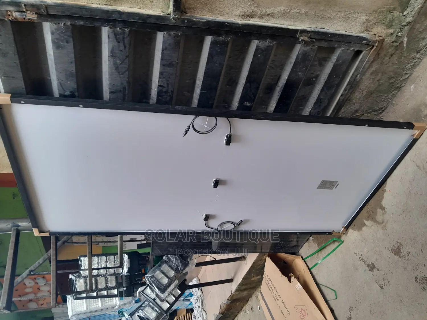 600w Flames Solar Panel