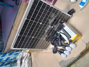 300w Solar Generator With 4 Bulbs