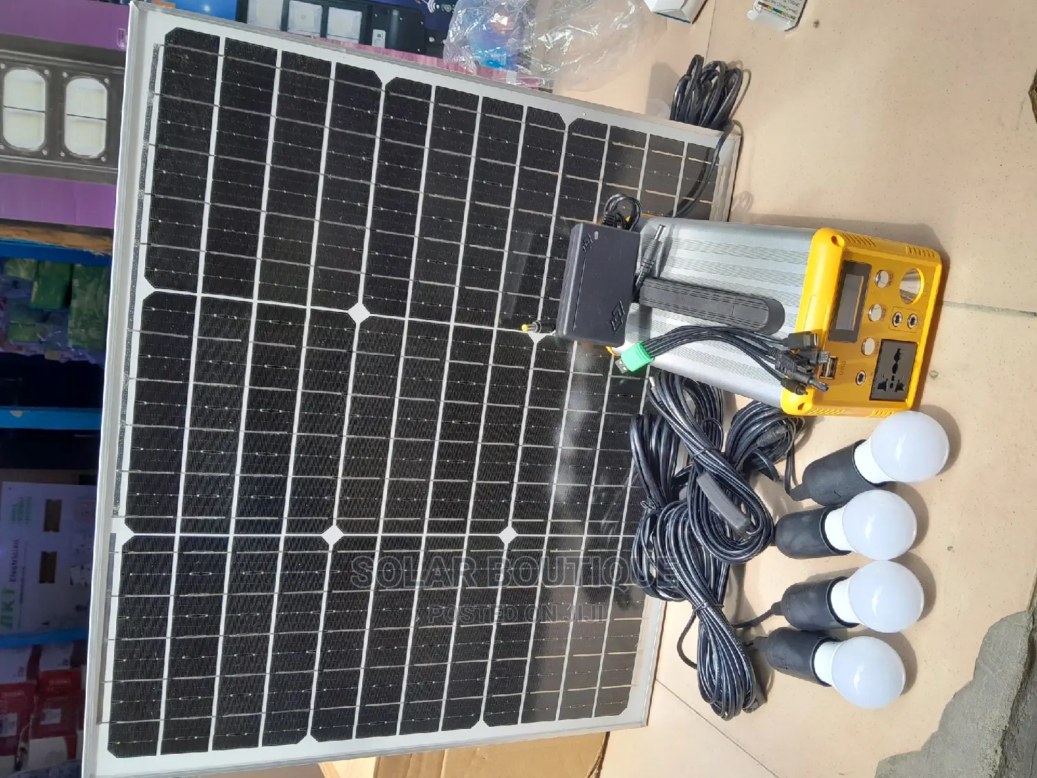 300w Solar Generator With 4 Bulbs