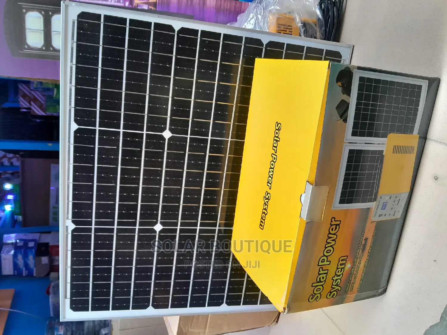 300w Solar Generator With 4 Bulbs