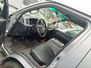 Toyota HiAce 2010 Silver