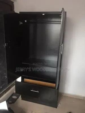 32 Inches Wardrobe