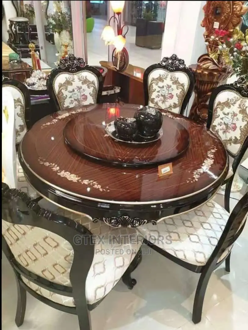 Royal Dinning Table