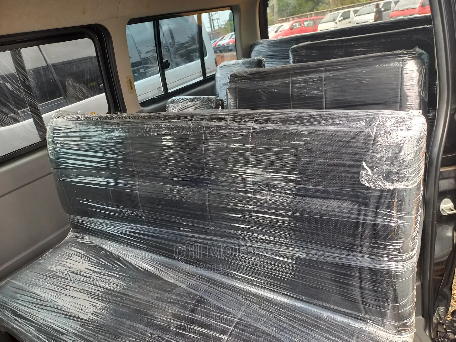 Toyota HiAce 2010 Silver