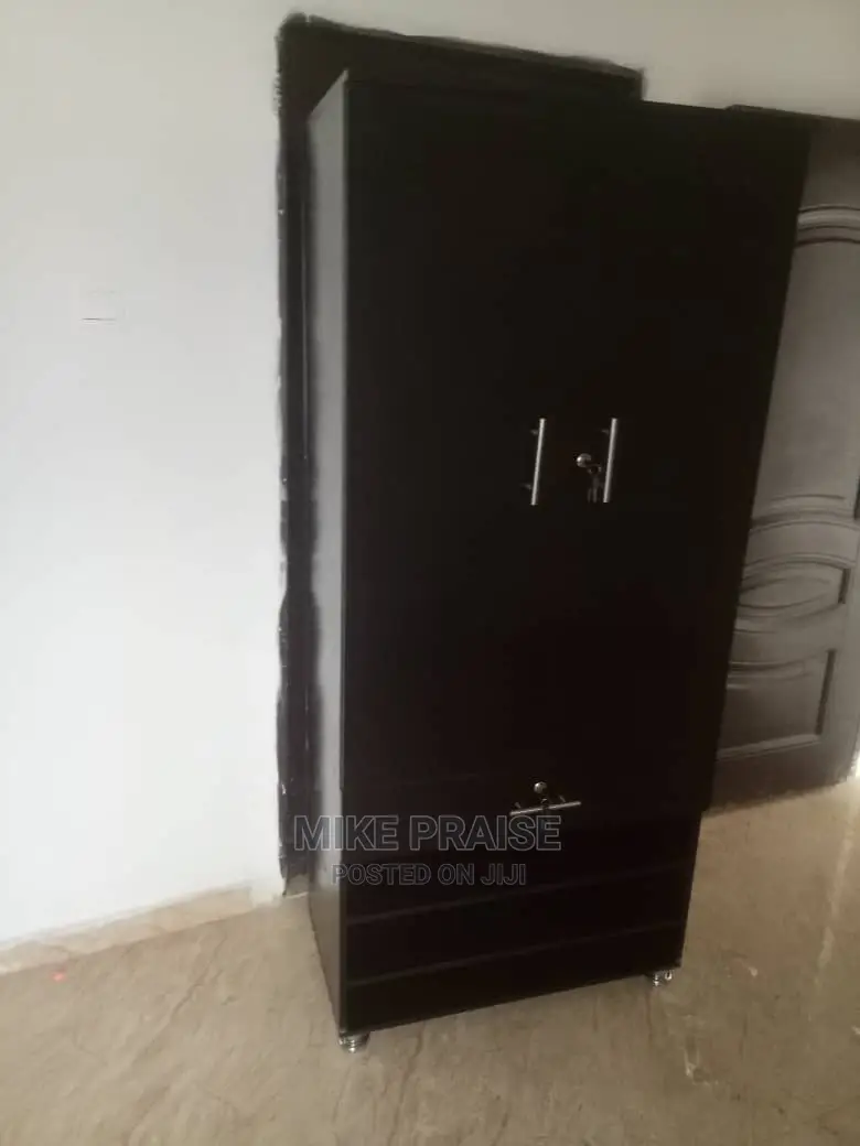 A Quality 32inches by 6ft Wardrobe