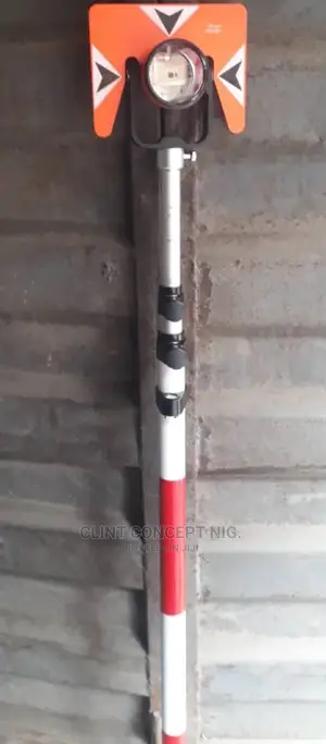 Prism With Tracking Rod