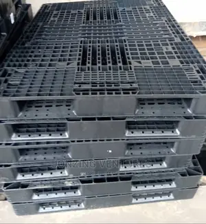 Photo - Big Black Plastic Pallet for Storage