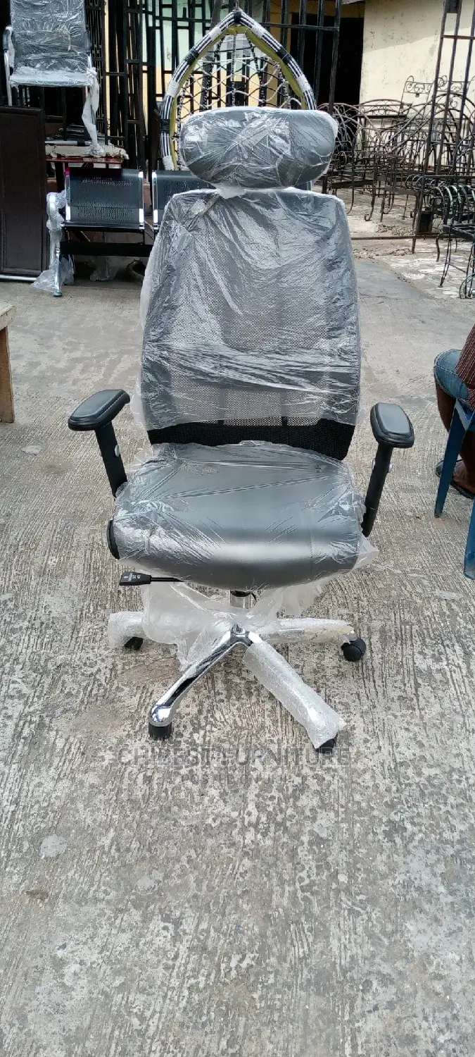 Standard and Comfortable Office Chairs