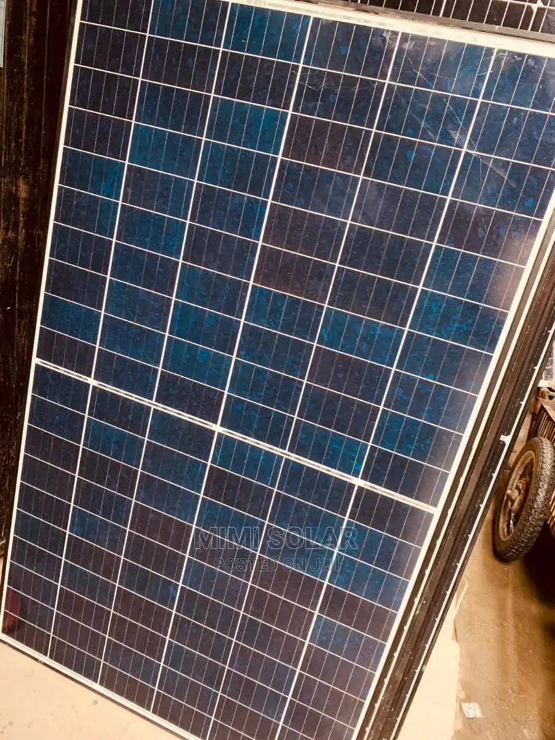 Poly Canadian Panel 550w