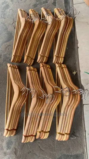 10 Pieces A Wrap Of Wooden Clothes Hangers