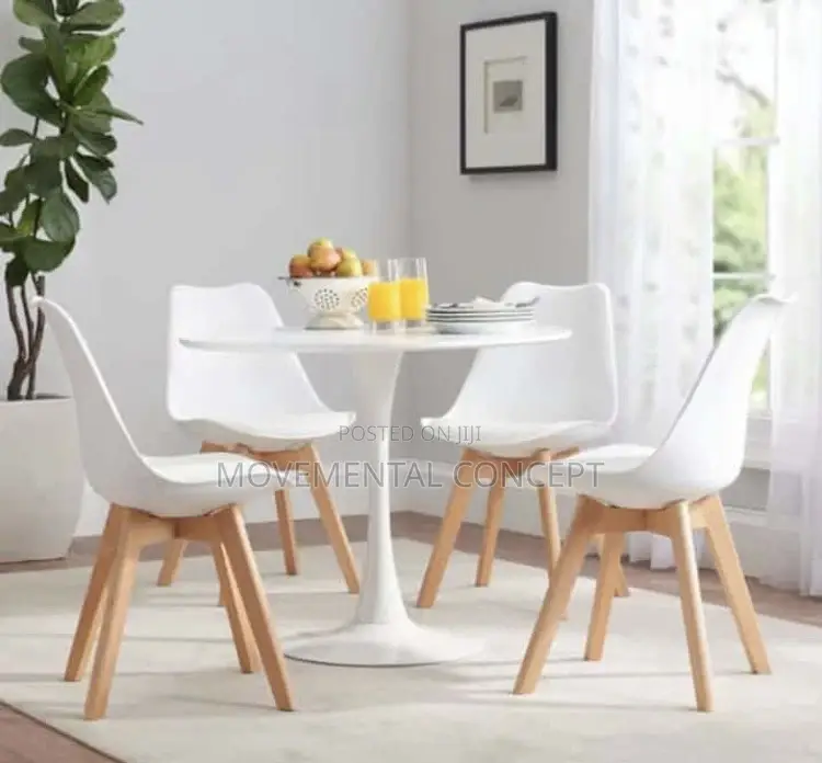 Executive 4 Seater Round Table