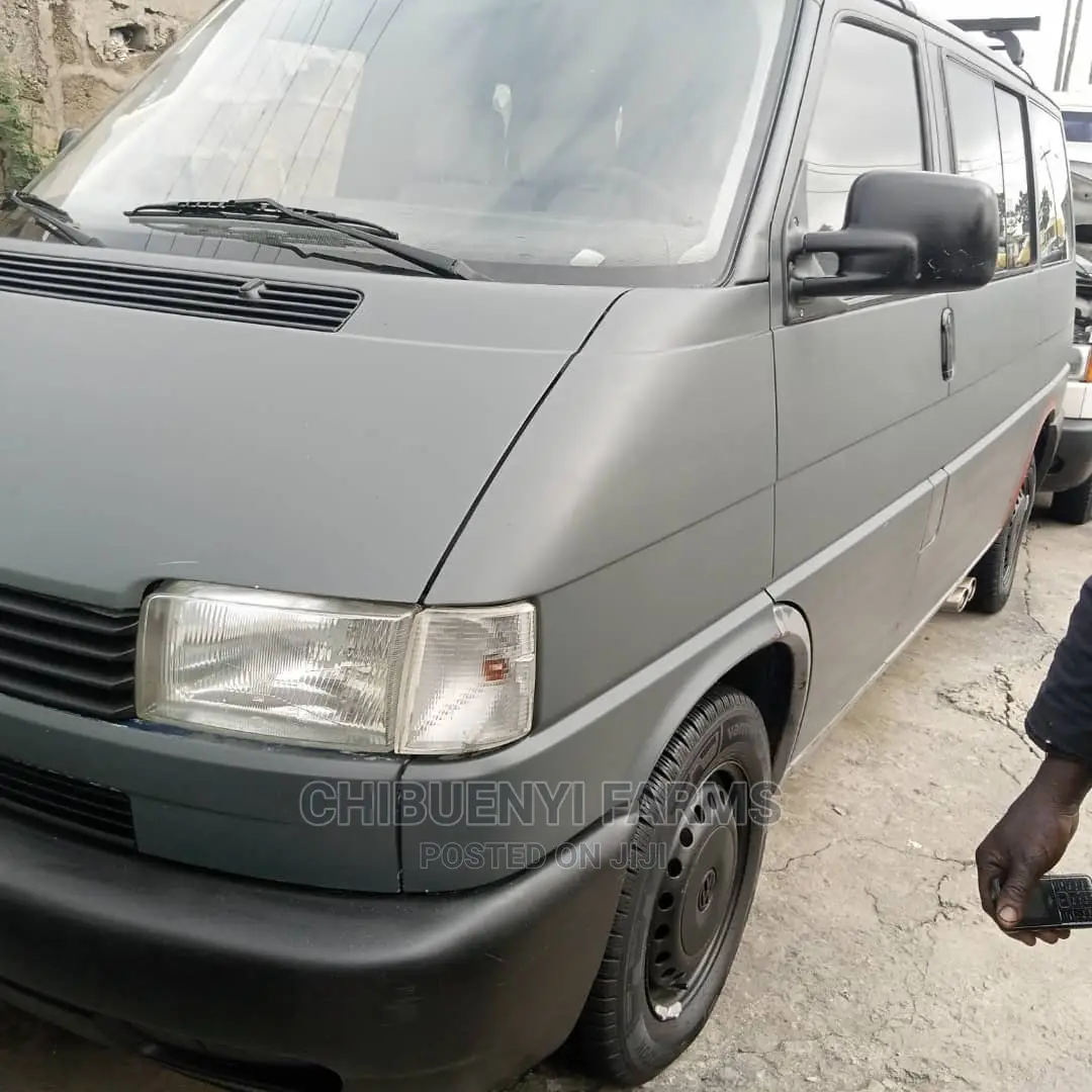 Volkswagen Transporter 2005 Grey