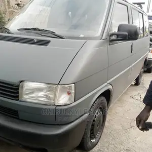 Volkswagen Transporter 2005 Grey