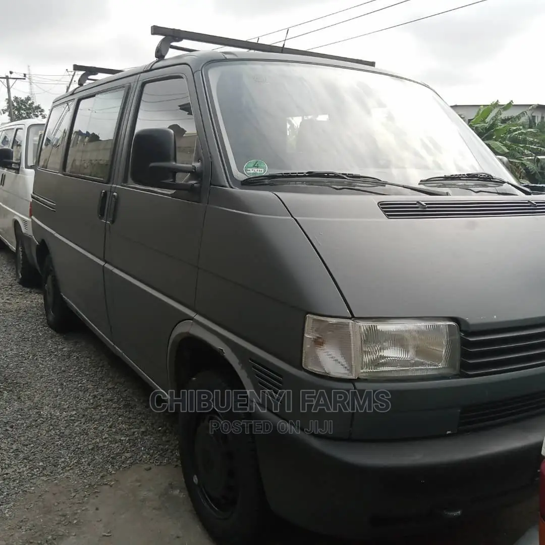 Volkswagen Transporter 2005 Grey