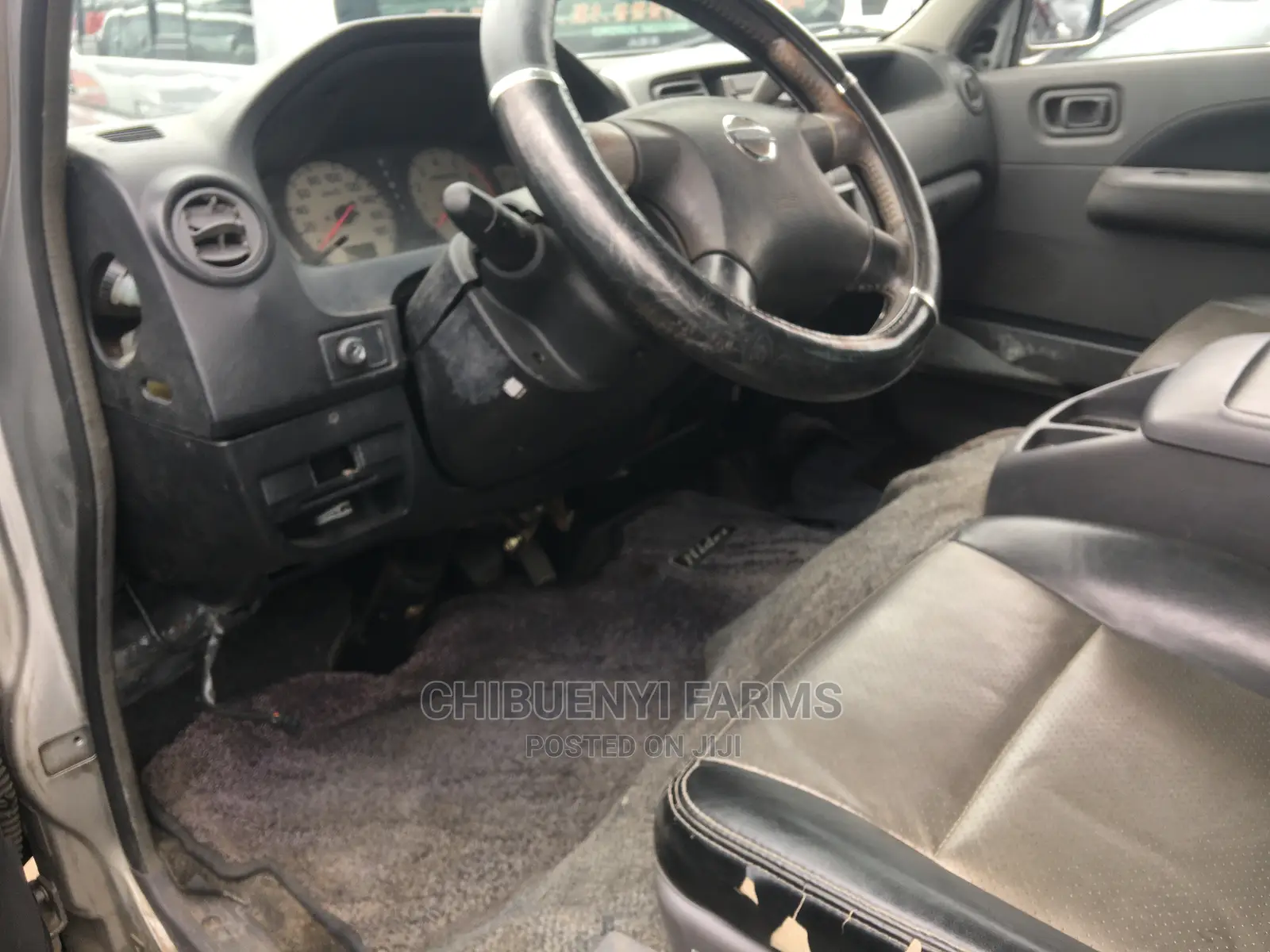 Nissan Caravan (Urvan) 2008 Silver