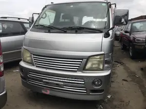 Nissan Caravan (Urvan) 2008 Silver