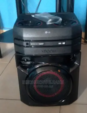 LG Xboom One Box Cd/DVD Playback Bluetooth
