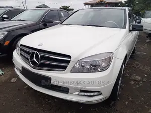 Mercedes-Benz C300 2011 White