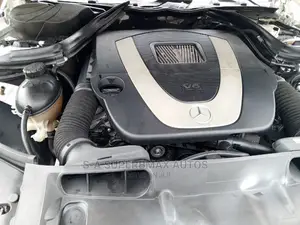 Mercedes-Benz C300 2011 White