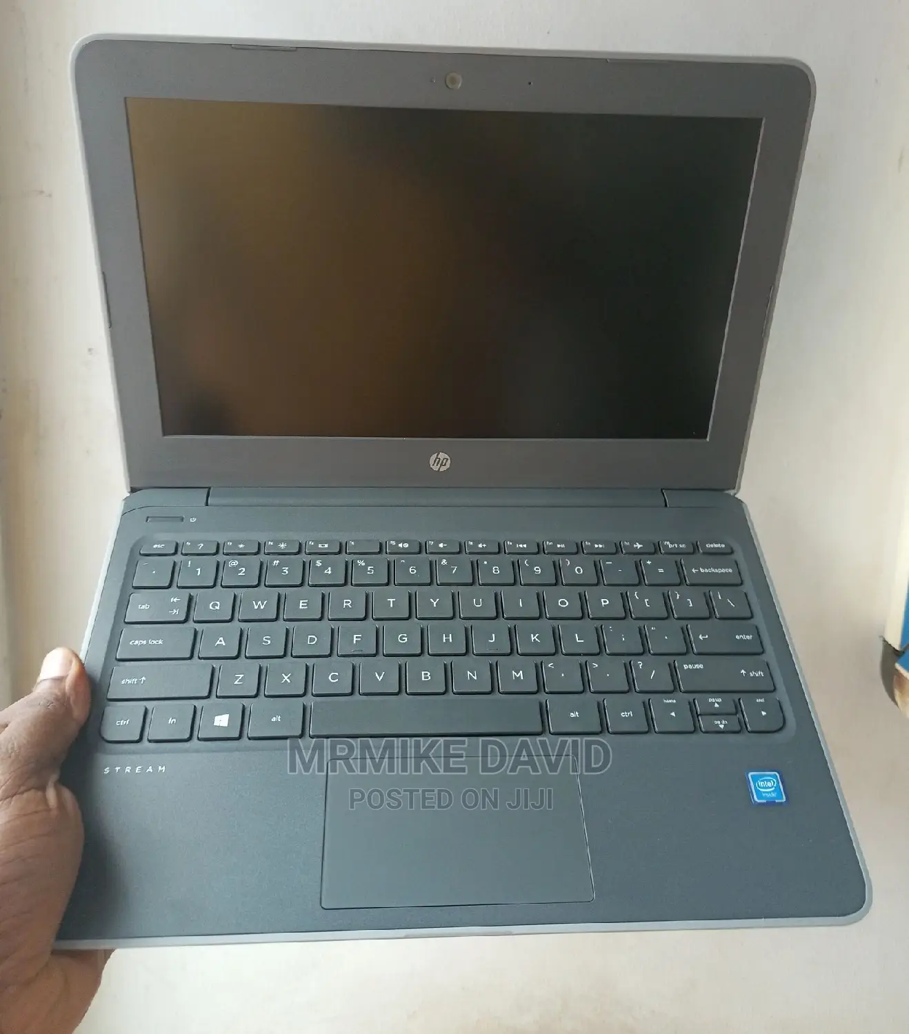 Laptop HP Stream Laptop 4GB Intel Celeron SSD 60GB