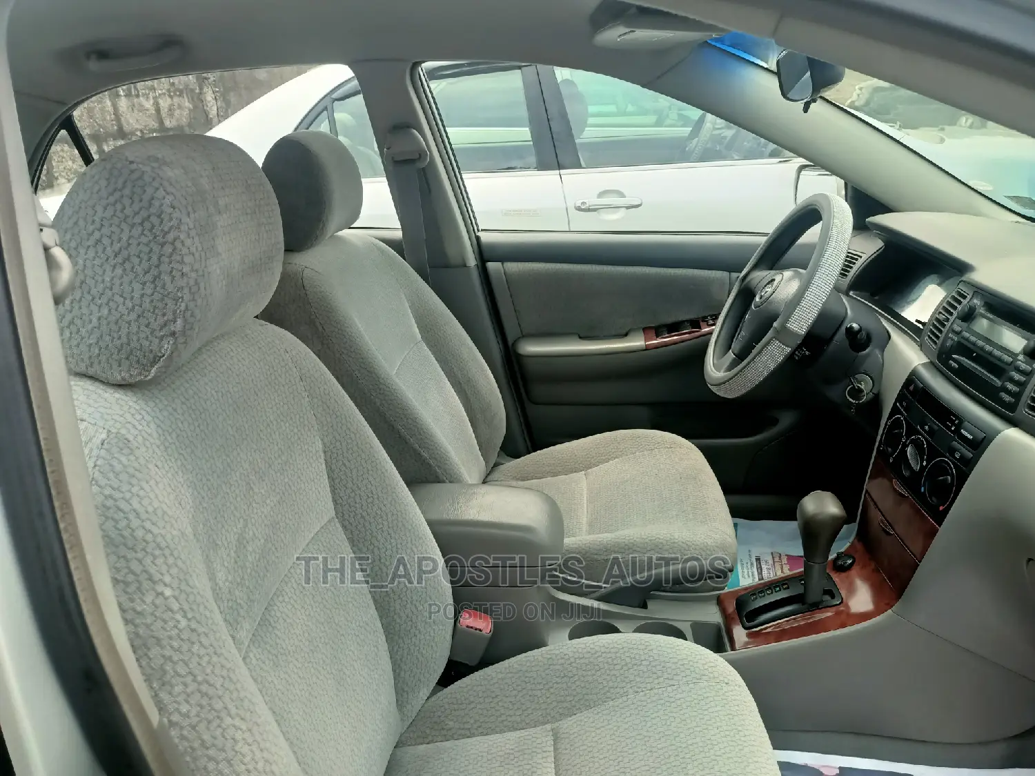 Toyota Corolla LE 2004 Silver